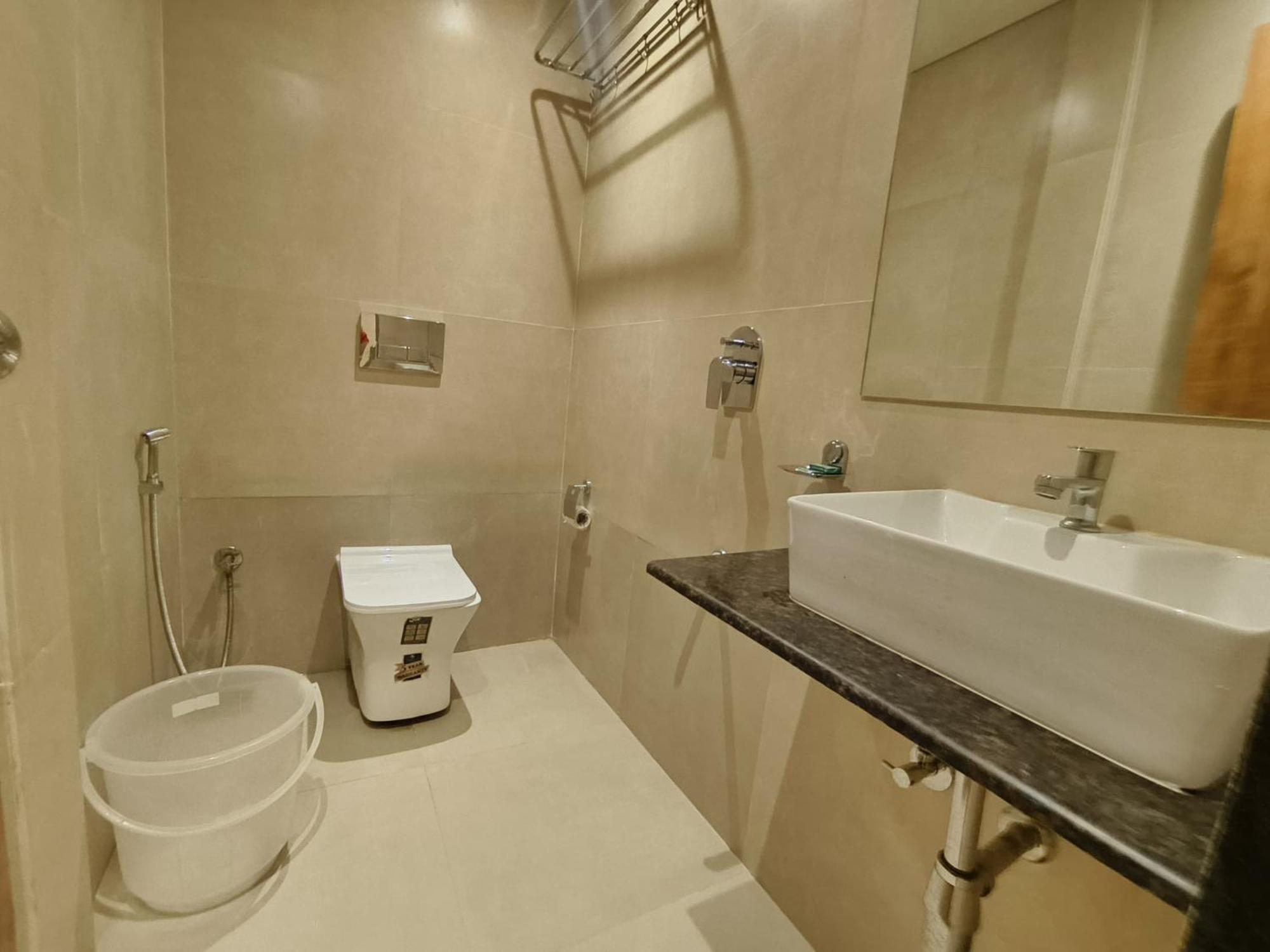 Hotel Riva International Goregaon- Near Nesco Mumbai Luaran gambar